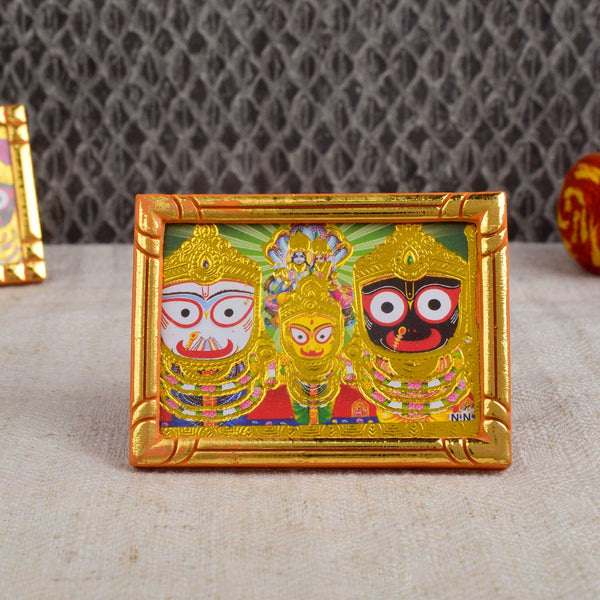 Small Lord Jagannath Car Idol – Divine Presence for Dashboard