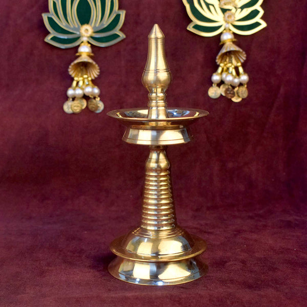 7.5 Inch Small Brass Kerala Diya. AKP NilaVilakku Deepam